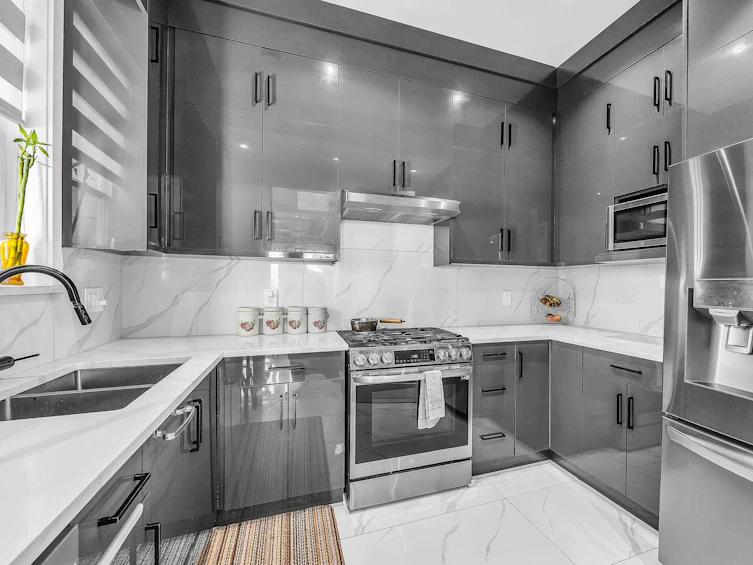 14271 Grosvenor Road, Surrey, BC, V3R 5H3 - 11