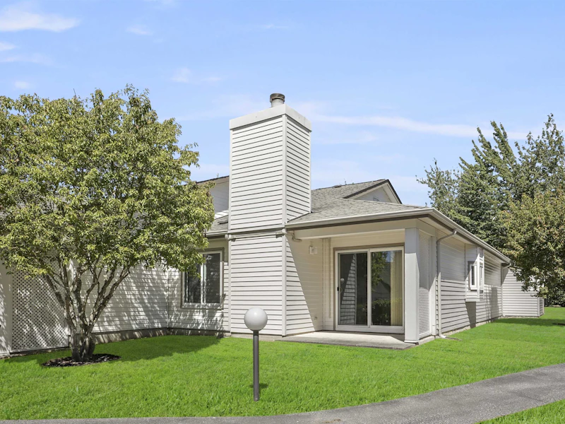 7 - 12940 17th Avenue, Surrey BC V4A 1T5