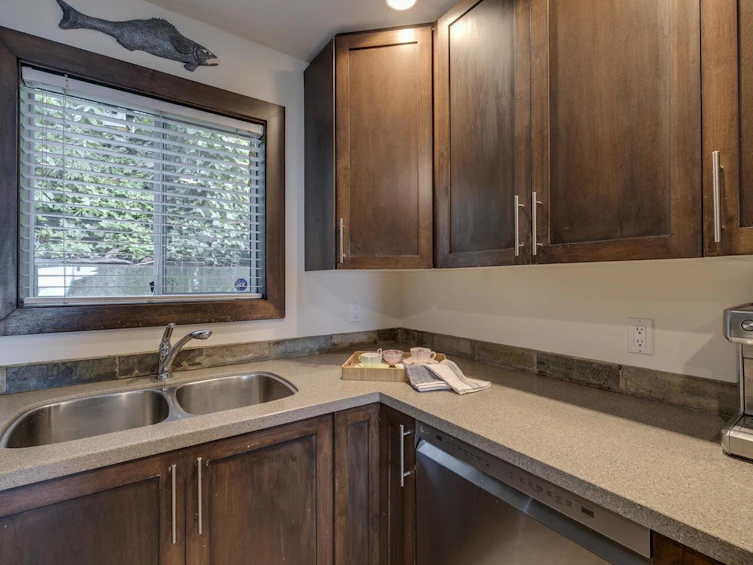 5-350 Centre Road, West Vancouver, BC, V0N 2E0 - 14