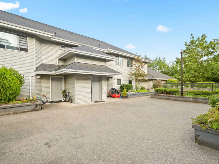 19-13640 84, Surrey, BC, V3W 0T6 - 18