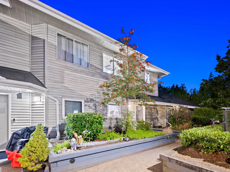 19-13640 84, Surrey, BC, V3W 0T6 - 23