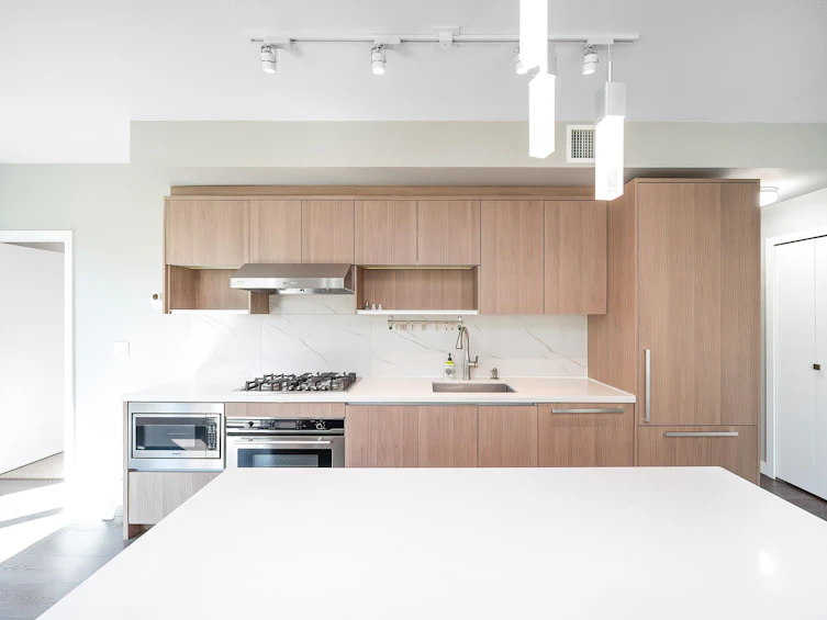 209-9388 Odlin Road, Richmond, BC, V6X 0L5 - 9