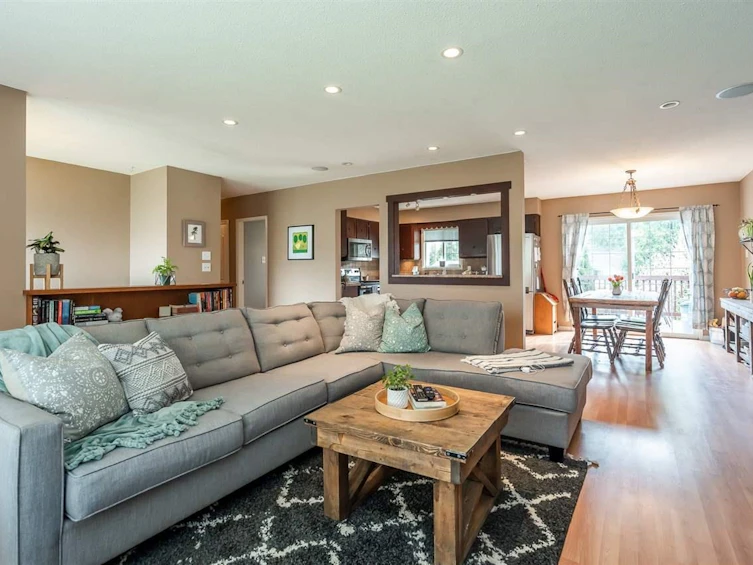 15730 Russell Avenue, Surrey, BC, V4B 2S1 - 4