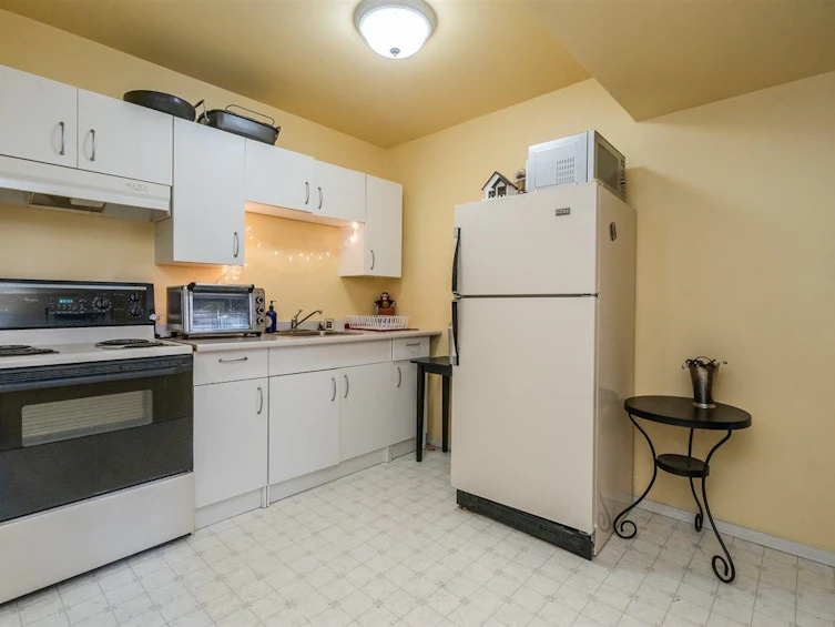 15730 Russell Avenue, Surrey, BC, V4B 2S1 - 23