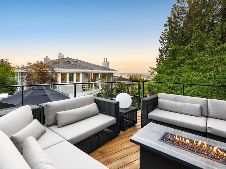 1590 Tyrol Court, West Vancouver, BC, V7S 3G5 - 8