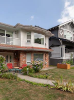 251 W 17th Avenue