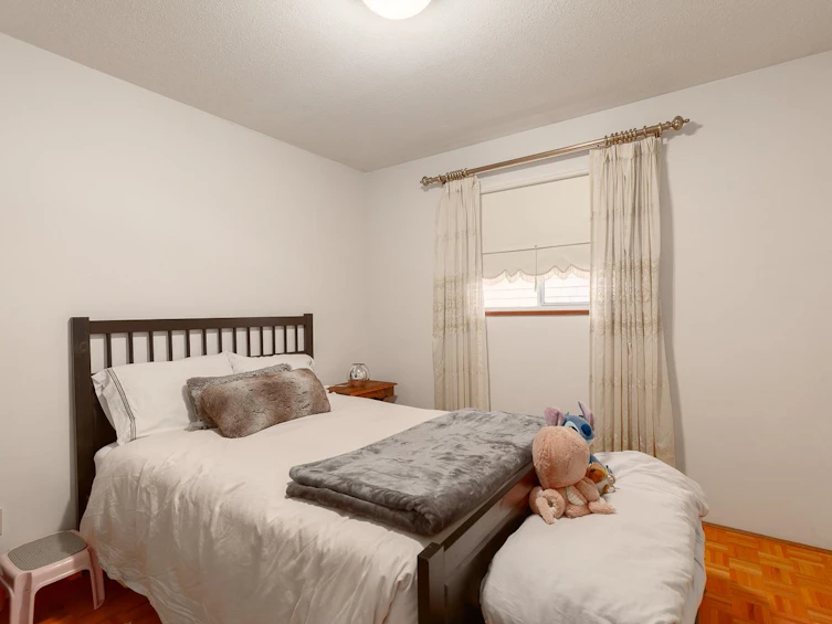 251 W 17th Avenue, Vancouver, BC, V5Y 1Z9 - 12