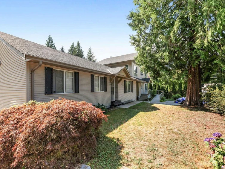 81 Monroe Road, Gibsons, BC, V0N 1V6 - 2