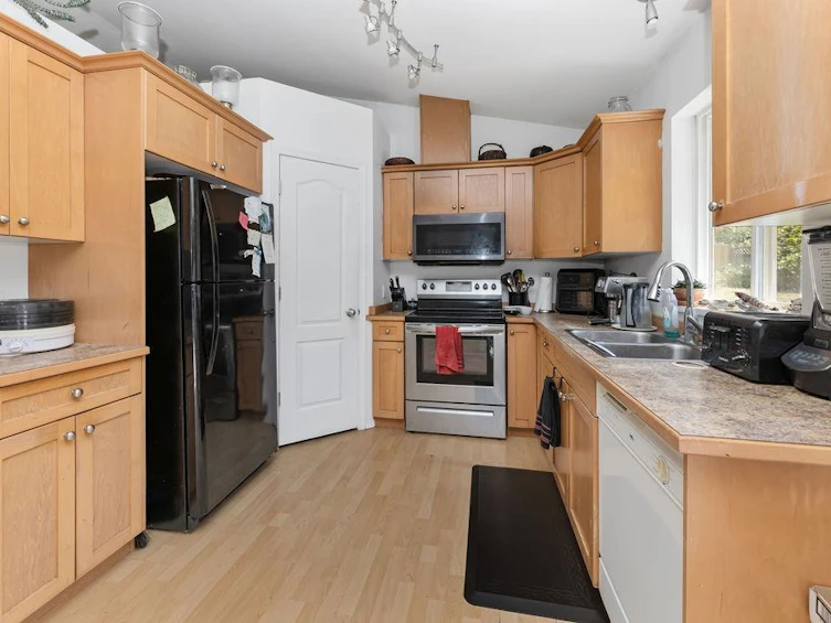 81 Monroe Road, Gibsons, BC, V0N 1V6 - 27