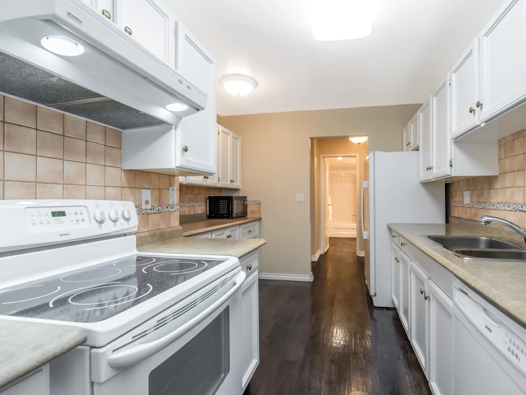 319-10631 No. 3 Road, Richmond, BC, V7A 4L8 - 2