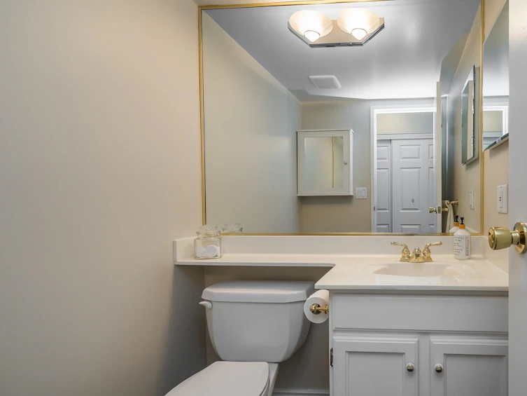 319-10631 No. 3 Road, Richmond, BC, V7A 4L8 - 34