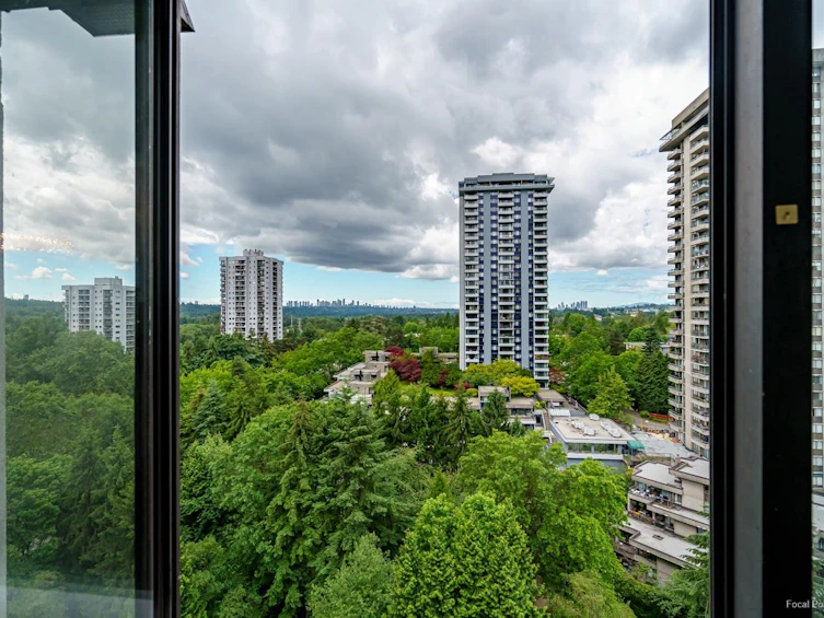 1302-9521 Cardston Court, Burnaby, BC, V3N 4R8 - 11
