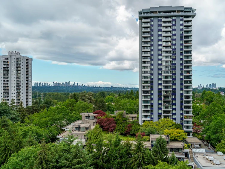 1302-9521 Cardston Court, Burnaby, BC, V3N 4R8 - 12