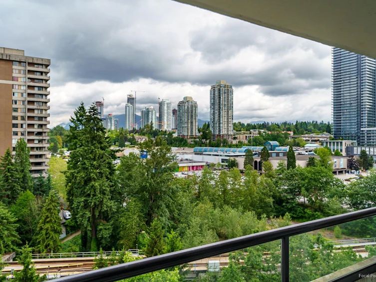 1302-9521 Cardston Court, Burnaby, BC, V3N 4R8 - 14