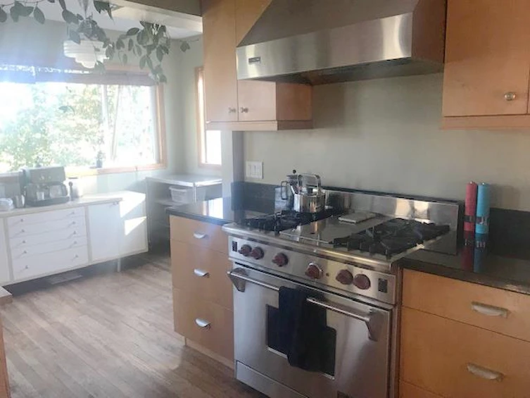 190 N Ellesmere Avenue, Burnaby, BC, V5B 1J8 - 18