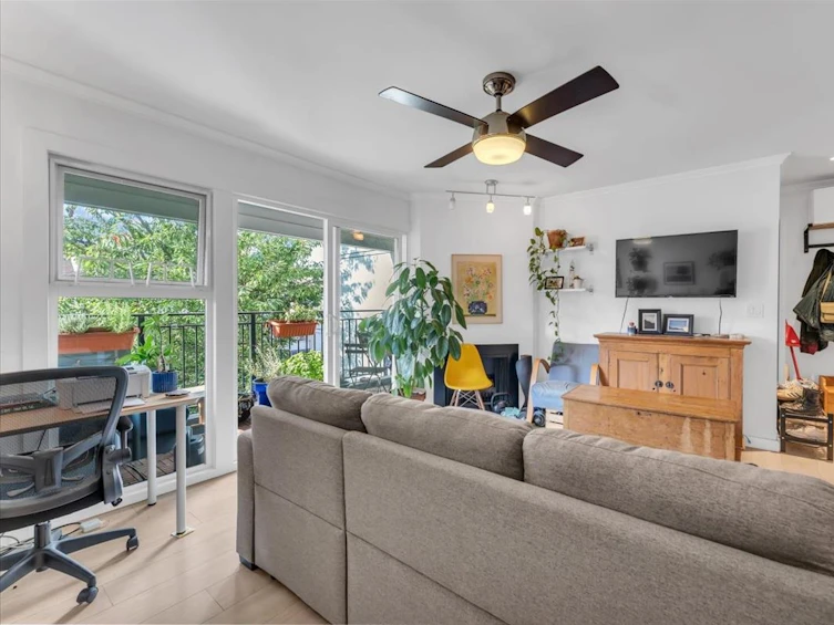 309-1484 Charles Street, Vancouver, BC, V5L 2S8 - 7
