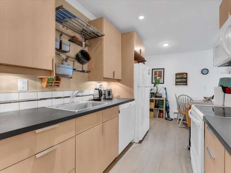 309-1484 Charles Street, Vancouver, BC, V5L 2S8 - 15
