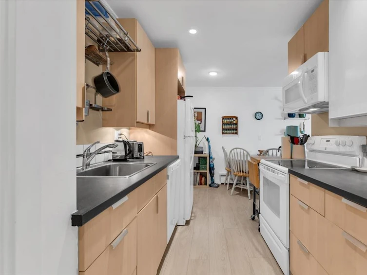 309-1484 Charles Street, Vancouver, BC, V5L 2S8 - 16