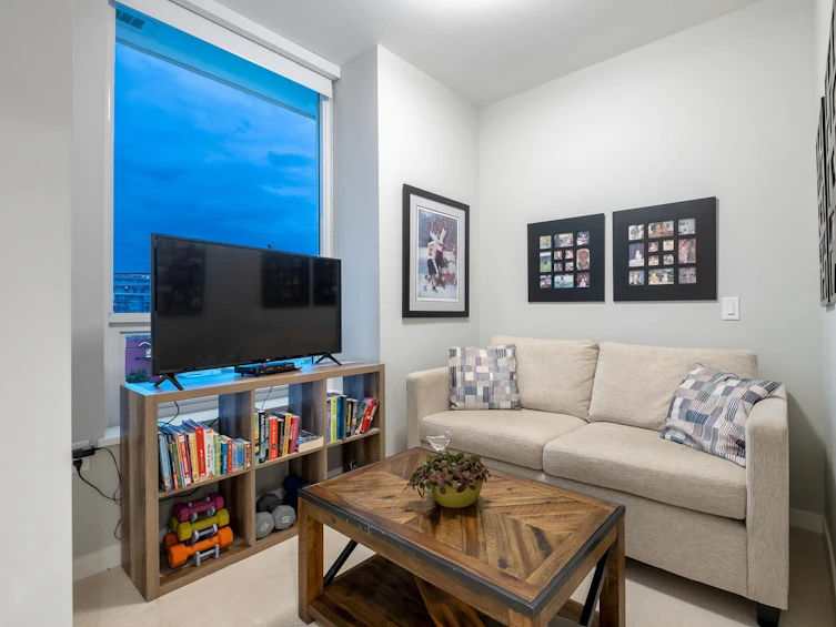 501-118 Carrie Cates Court, North Vancouver, BC, V7L 0B2 - 25