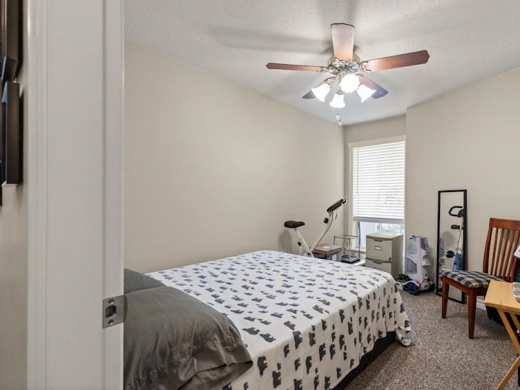 202-33090 George Ferguson, Abbotsford, BC, V2S 6Y2 - 15