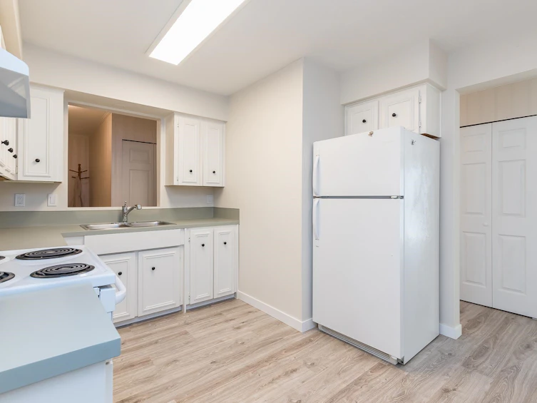 203-32055 Old Yale Road, Abbotsford, BC, V2V 6B2 - 4