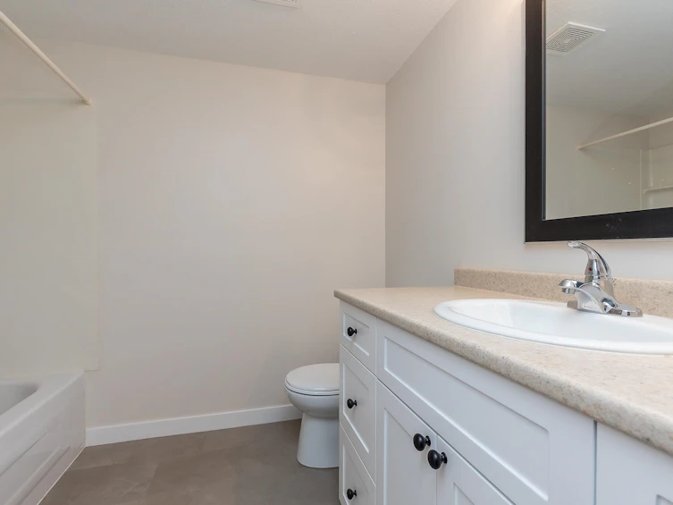 203-32055 Old Yale Road, Abbotsford, BC, V2V 6B2 - 5