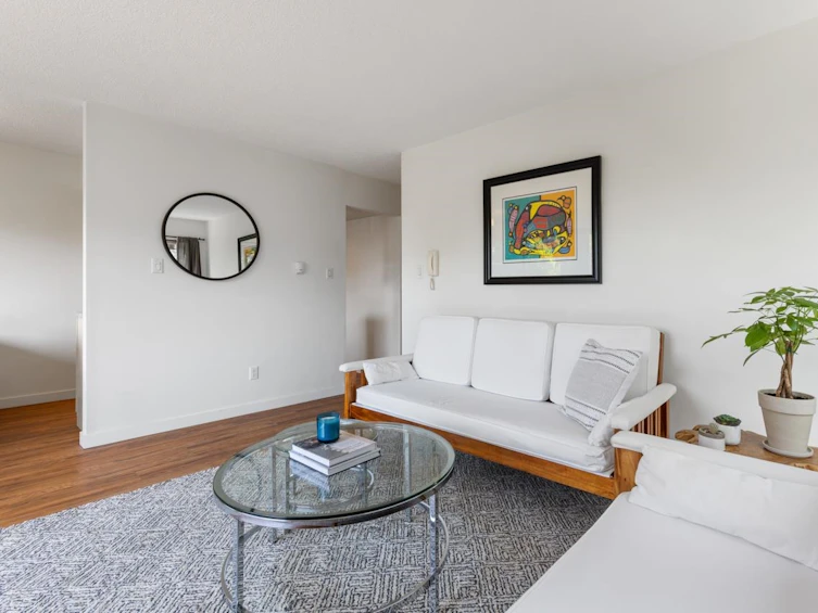 216-206 East 15th Street, North Vancouver, BC, V7L 2R3 - 4