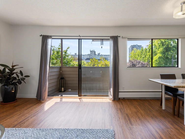 216-206 East 15th Street, North Vancouver, BC, V7L 2R3 - 7