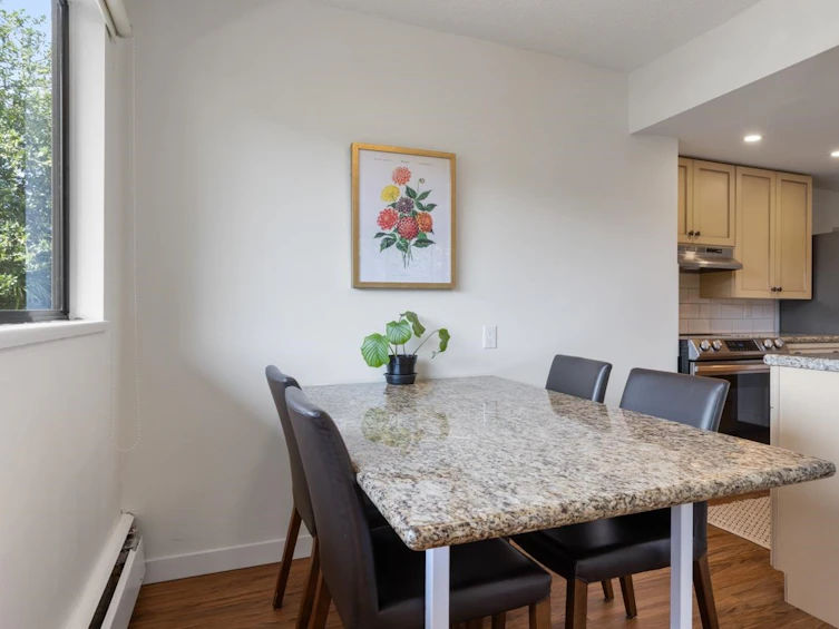 216-206 East 15th Street, North Vancouver, BC, V7L 2R3 - 8