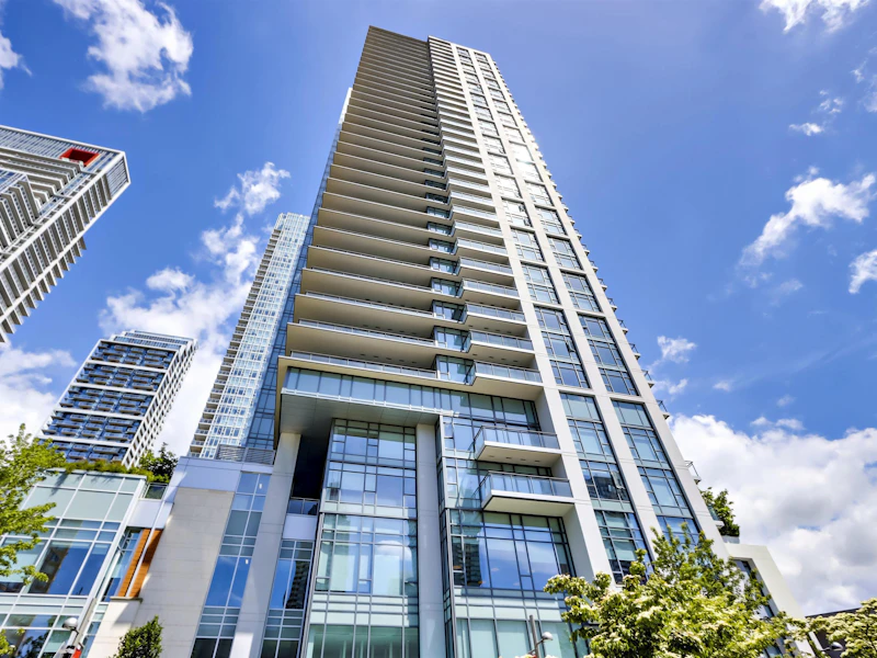 2709 - 6098 Station Street, Burnaby BC