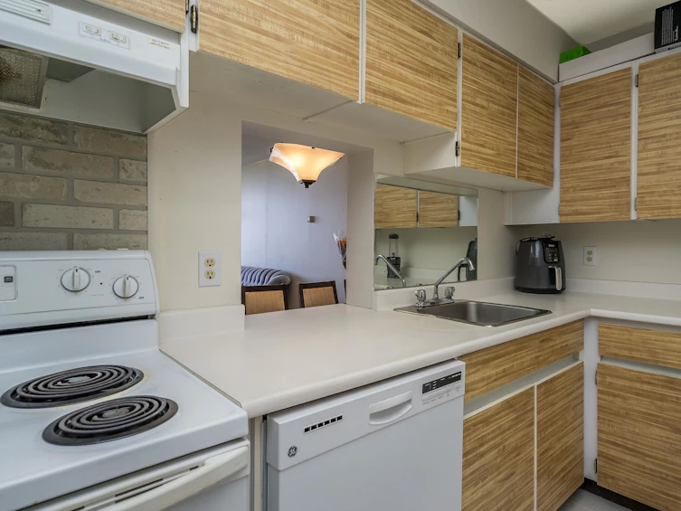 1110-2008 Fullerton Avenue, North Vancouver, BC, V7P 3G7 - 9