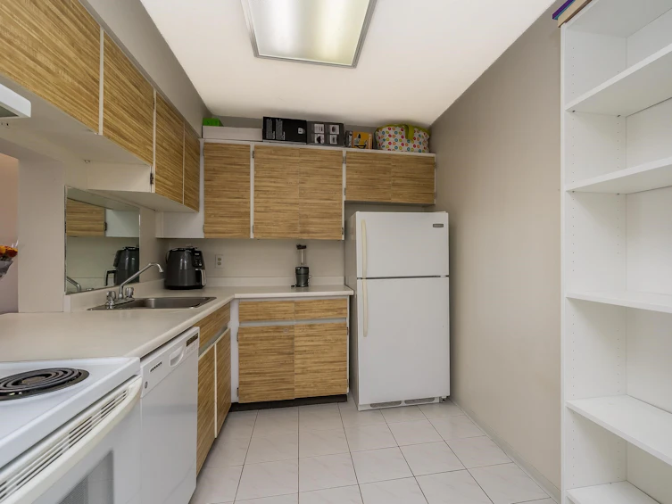 1110-2008 Fullerton Avenue, North Vancouver, BC, V7P 3G7 - 10