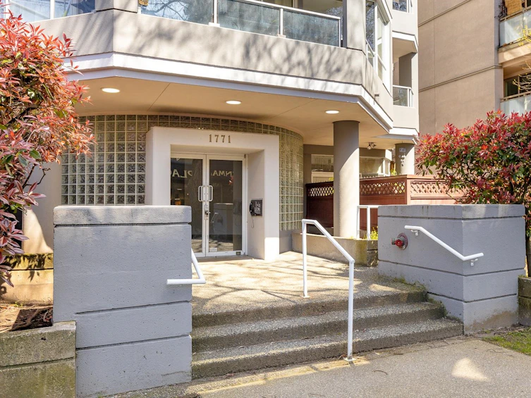 101-1771 Nelson Street, Vancouver, BC, V6G 1M6 - 2