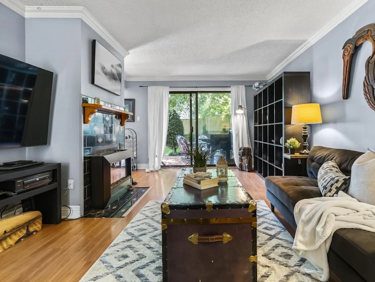 4-9976 149th, Surrey, BC, V3R 7W7 - 2