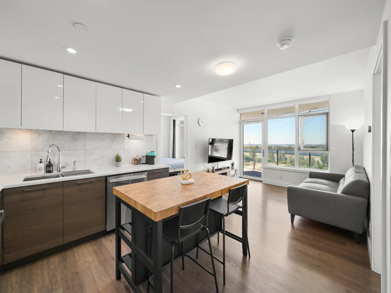 1806 - 8538 River District Cross, Vancouver BC