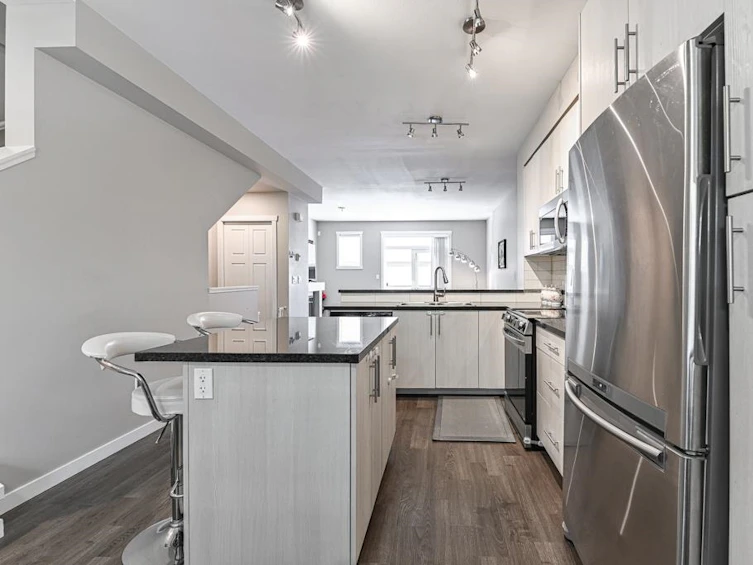 61-6123 138, Surrey, BC, V3X 1E8 - 5