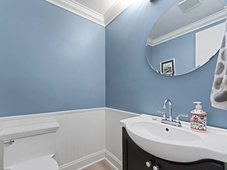 642 St. Georges Avenue, North Vancouver, BC, V7L 4S4 - 19