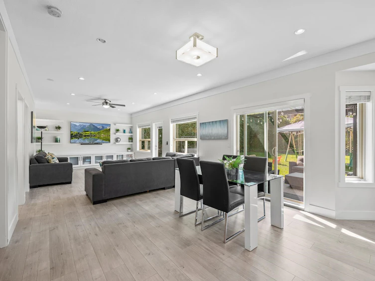 1533 160a Street, Surrey, BC, V4A 4X7 - 10