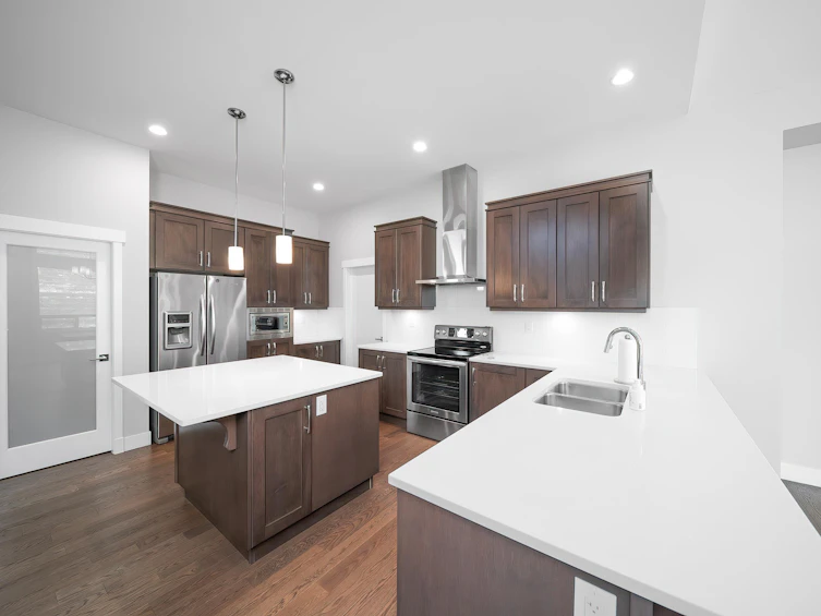 3563 Highland Drive, Coquitlam, BC, V3E 0K2 - 12