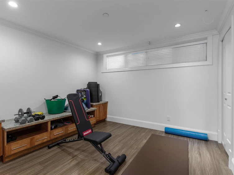 3368 W 12 Avenue, Vancouver, BC, V6R 2M9 - 9