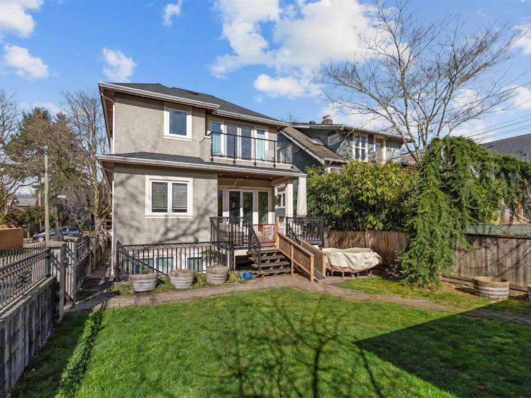 3368 W 12 Avenue, Vancouver, BC, V6R 2M9 - 10