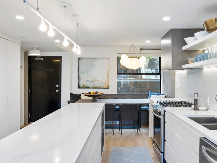 305-428 West 8th Avenue, Vancouver, BC, V5Y 1N9 - 6