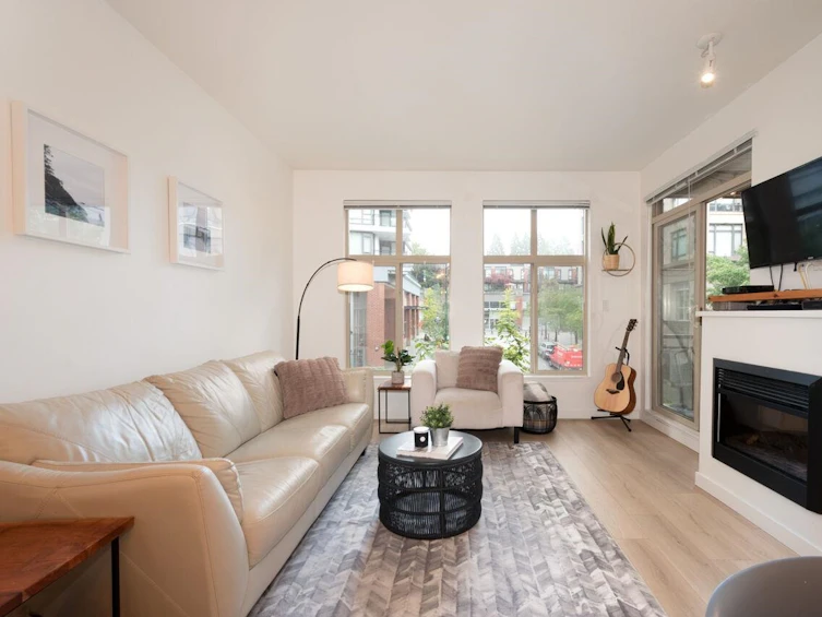215-101 Morrissey Road, Port Moody, BC, V2H 0E6 - 3