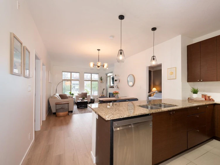 215-101 Morrissey Road, Port Moody, BC, V2H 0E6 - 11