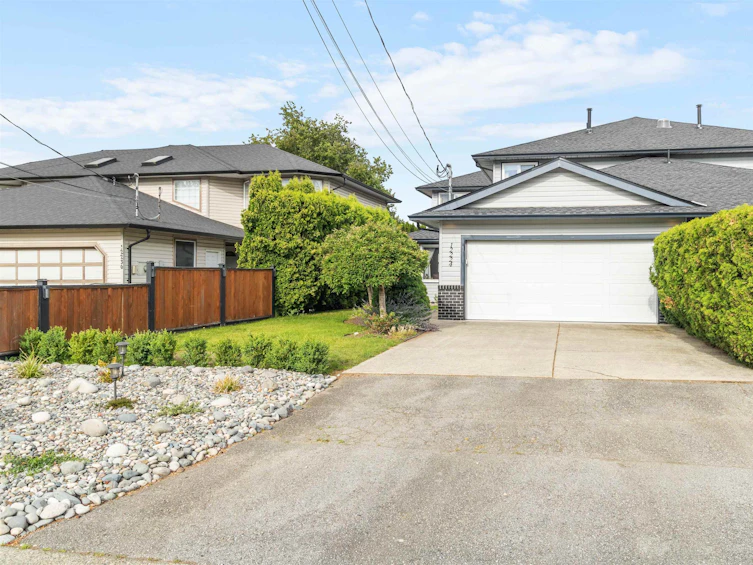 12224 Mcmyn Avenue, Pitt Meadows, BC, V3Y 1C8 - 2