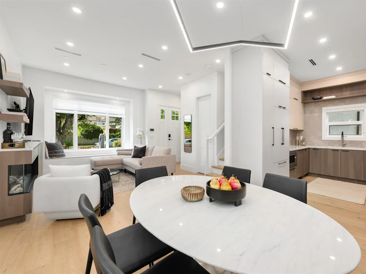 2317 Napier Street, Vancouver, BC, V5L 2P4 - 9