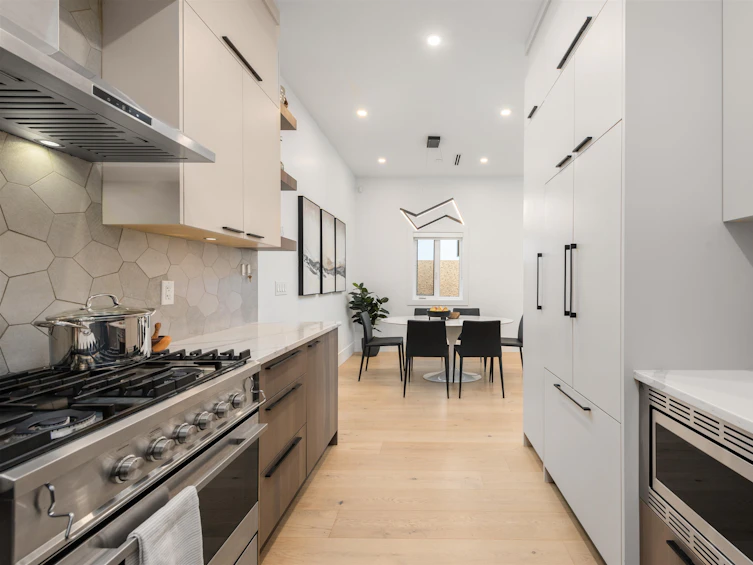 2317 Napier Street, Vancouver, BC, V5L 2P4 - 12