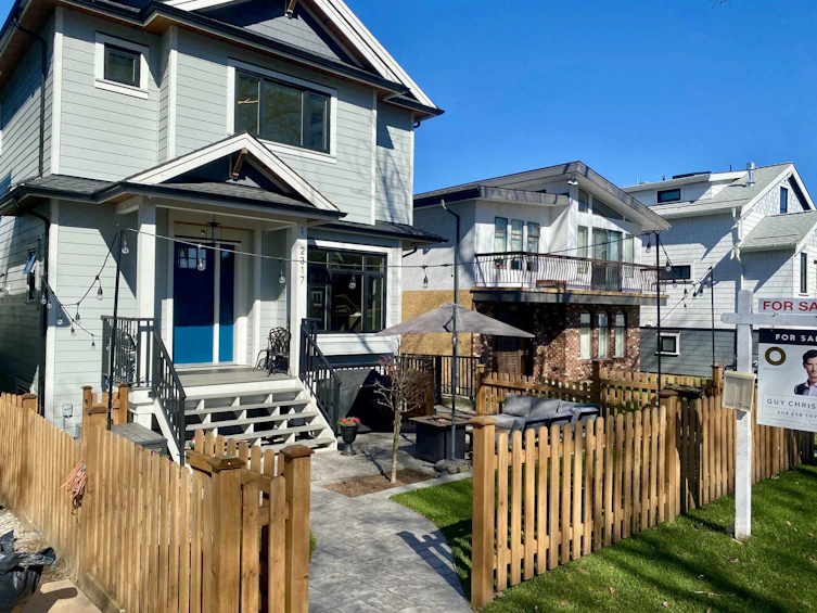 2317 Napier Street, Vancouver, BC, V5L 2P4 - 33
