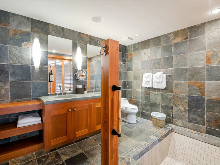 10A-2300 Nordic Drive, Whistler, BC, V8E 0A6 - 16