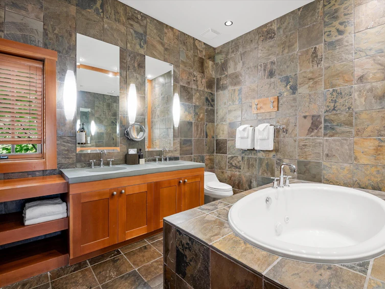 10A-2300 Nordic Drive, Whistler, BC, V8E 0A6 - 20
